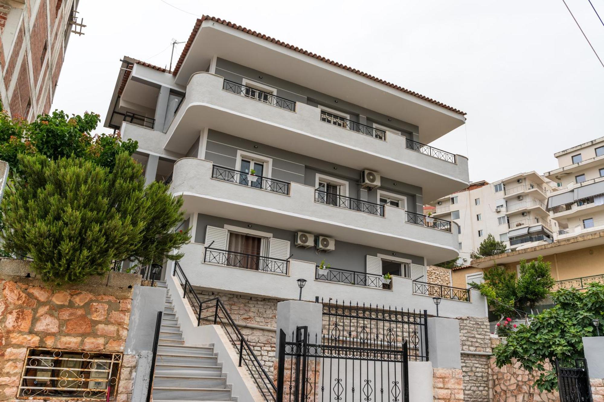 A&V Apartments Sarandë Exterior foto